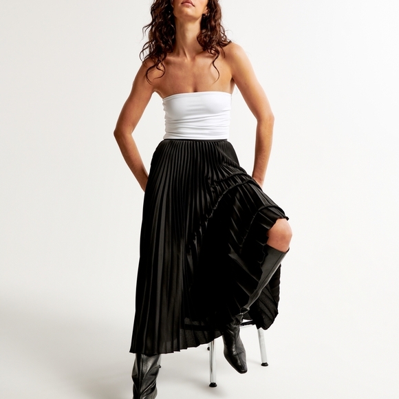 Abercrombie & Fitch Dresses & Skirts - Abercrombie & Fitch Skirt